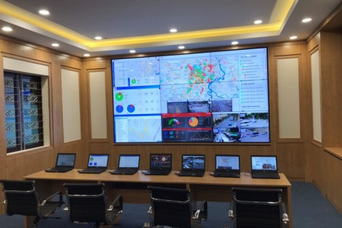 Nên sử dụng loại giá treo nào cho hệ thống màn hình ghép LCD?